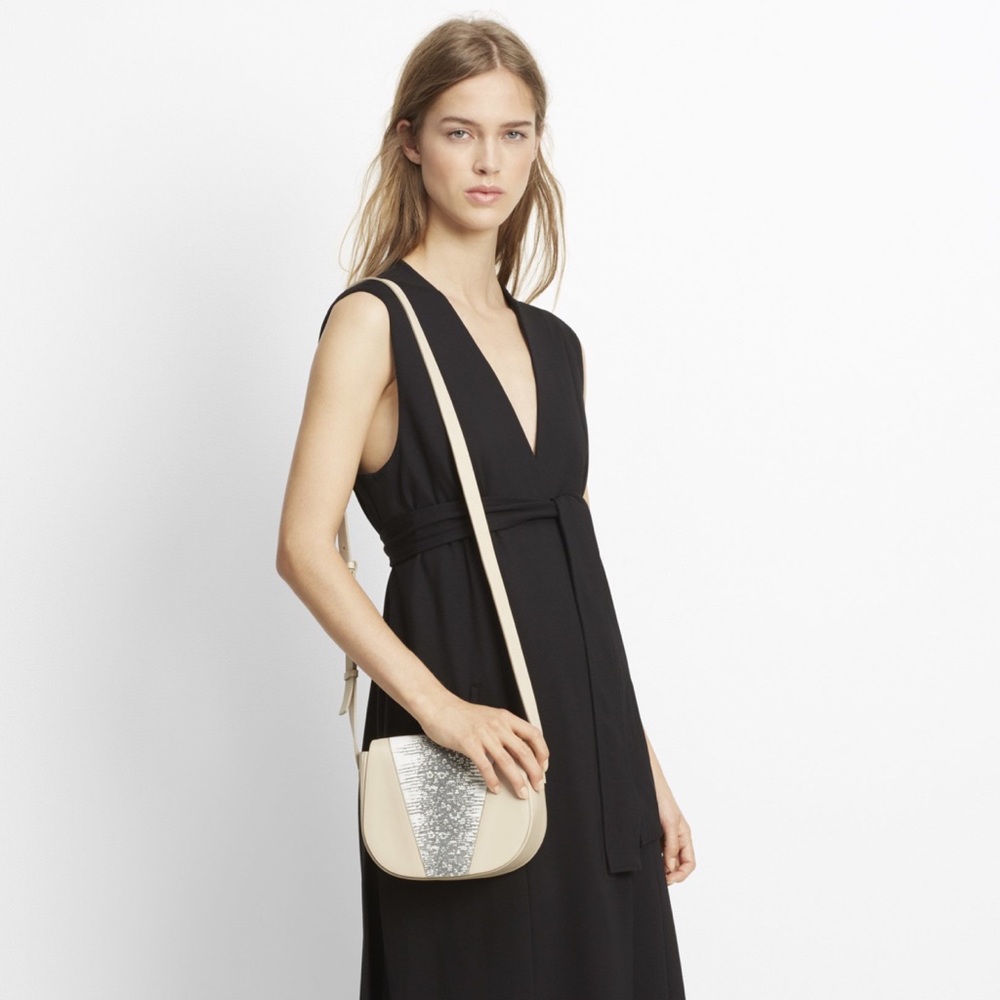 NWT Vince modern V lizard embossed crossbody purse saddle bag